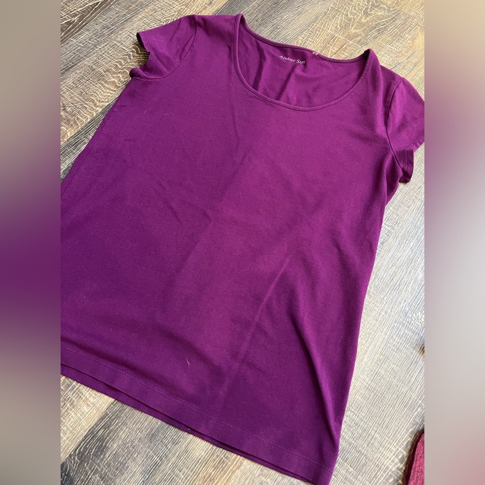 Amber Sun Pima Cotton Tee Size M